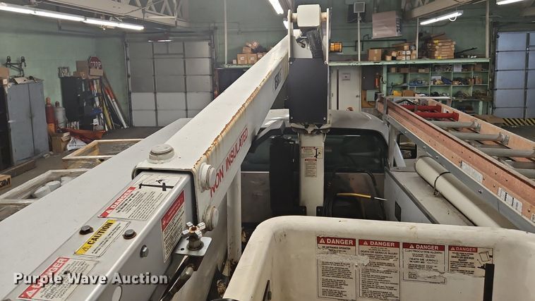 image for item OK9878 2015 Ford F450 Super Duty bucket truck