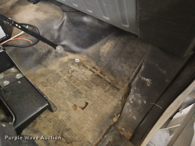 image for item OK9878 2015 Ford F450 Super Duty bucket truck