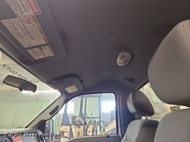 image for item OK9878 2015 Ford F450 Super Duty bucket truck