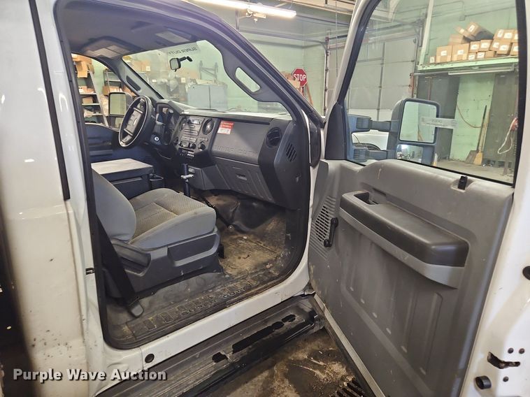 image for item OK9878 2015 Ford F450 Super Duty bucket truck