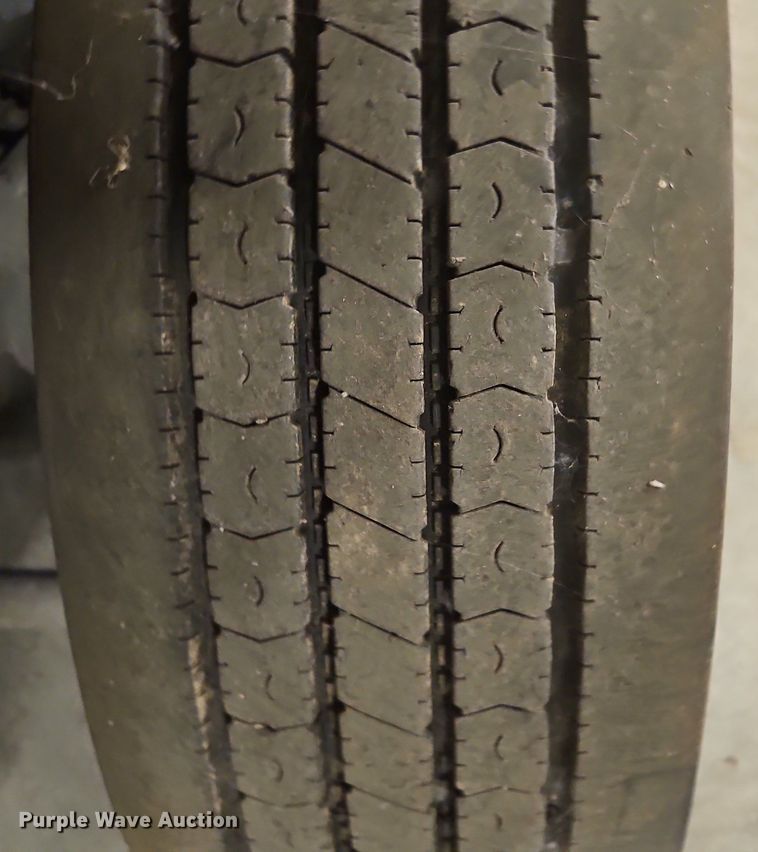 image for item OK9878 2015 Ford F450 Super Duty bucket truck