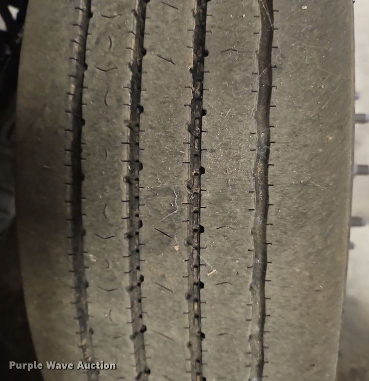 image for item OK9878 2015 Ford F450 Super Duty bucket truck