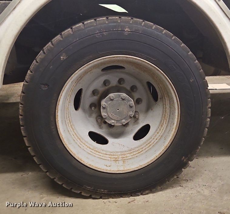 image for item OK9878 2015 Ford F450 Super Duty bucket truck