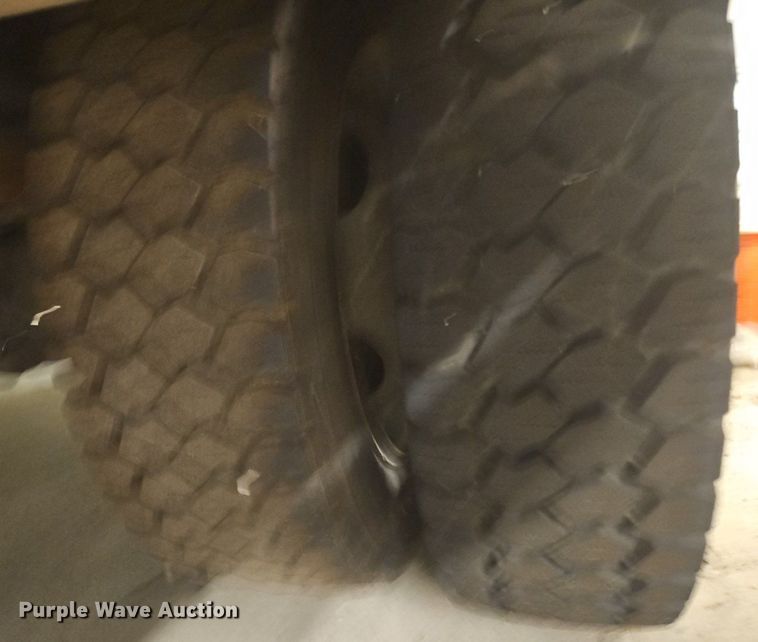 image for item OK9878 2015 Ford F450 Super Duty bucket truck