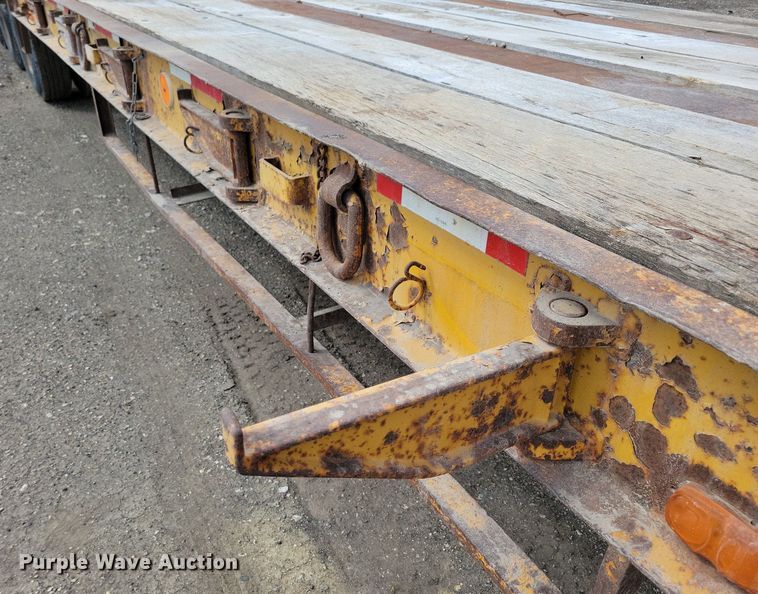 image for item DG0596 1979 Hyster C35T3 drop deck equipment trailer