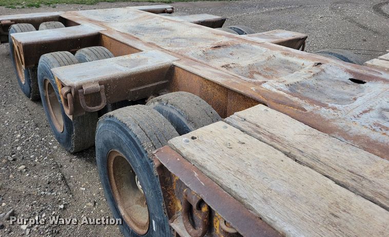 image for item DG0596 1979 Hyster C35T3 drop deck equipment trailer