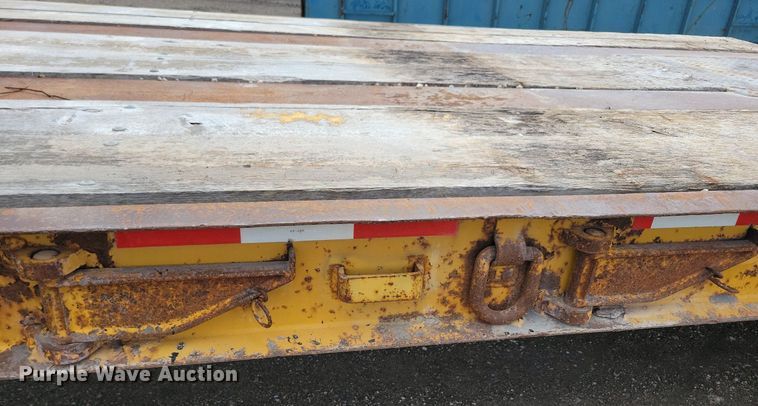 image for item DG0596 1979 Hyster C35T3 drop deck equipment trailer
