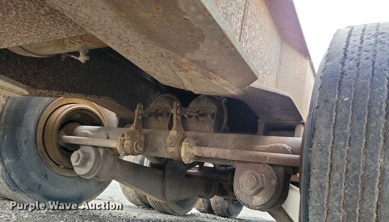 image for item DG0596 1979 Hyster C35T3 drop deck equipment trailer