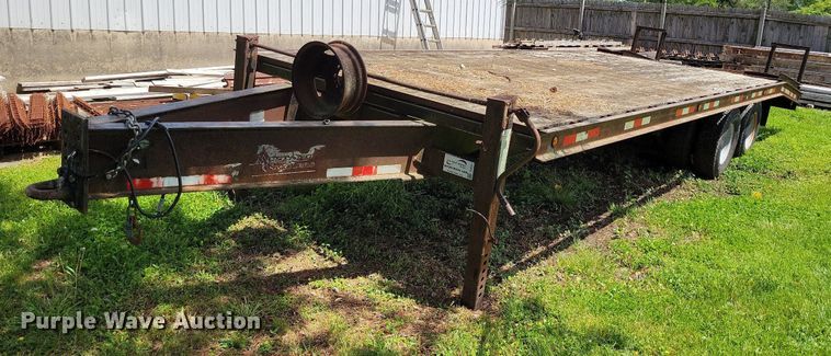 image for item DI3052 1999 Mustang equipment trailer