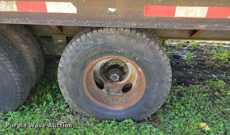 image for item DI3052 1999 Mustang equipment trailer