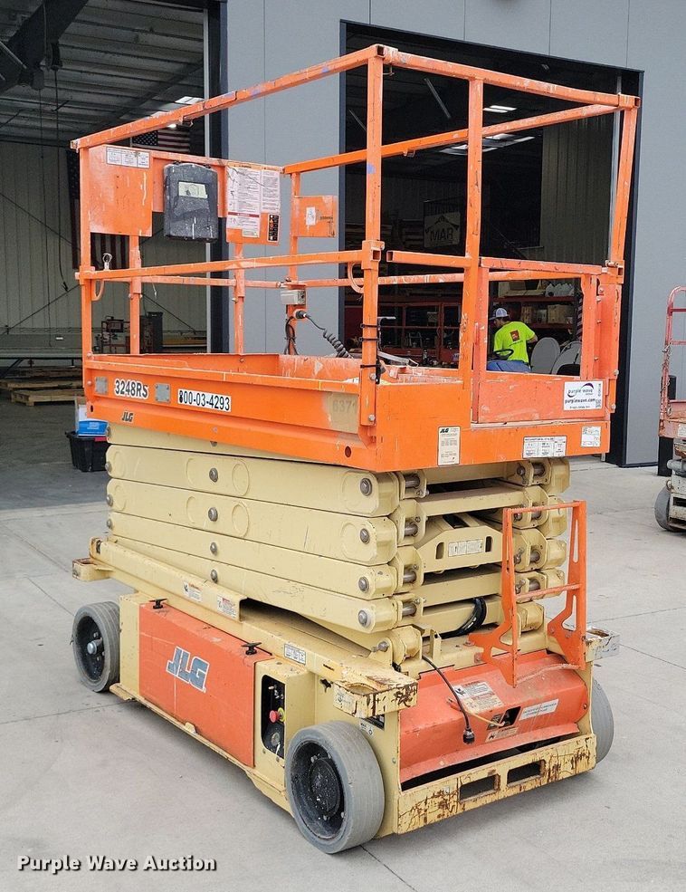 image for item DI3068 2014 JLG 3248RS scissor lift