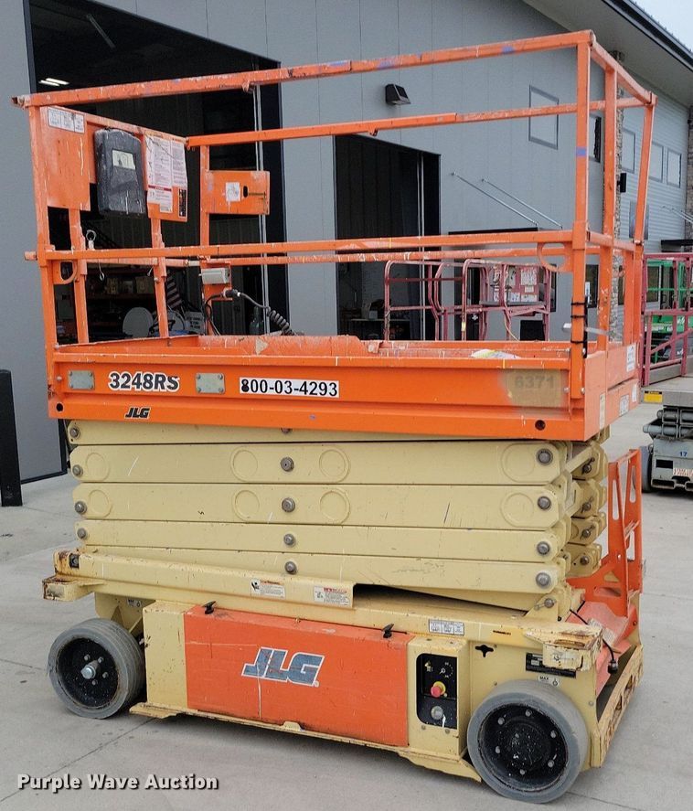 image for item DI3068 2014 JLG 3248RS scissor lift