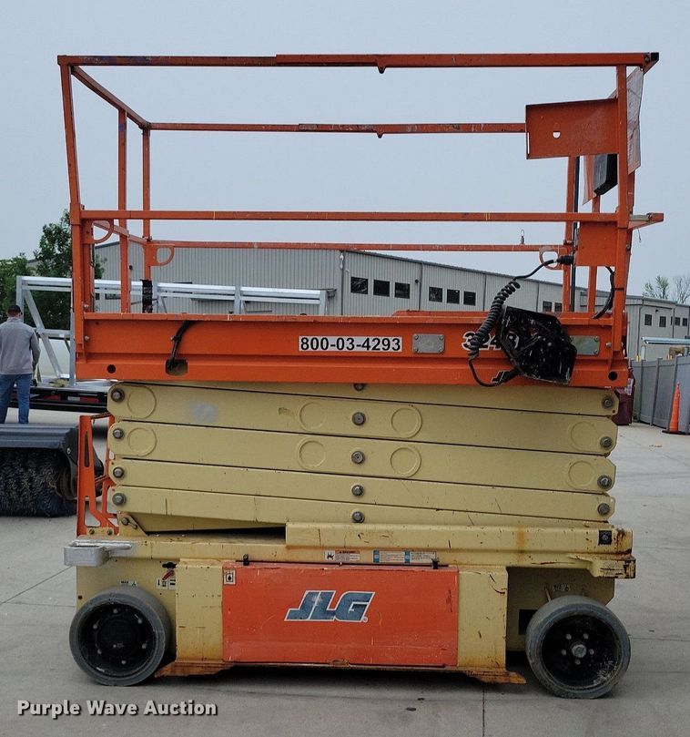 image for item DI3068 2014 JLG 3248RS scissor lift