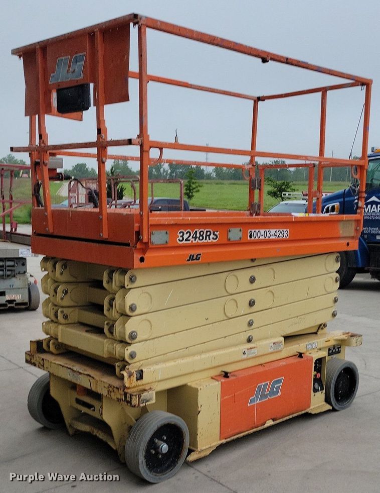 image for item DI3068 2014 JLG 3248RS scissor lift