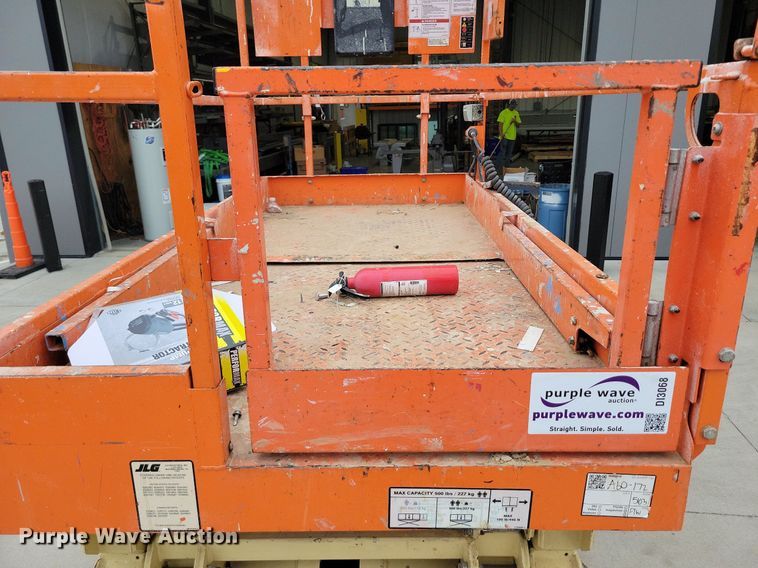 image for item DI3068 2014 JLG 3248RS scissor lift