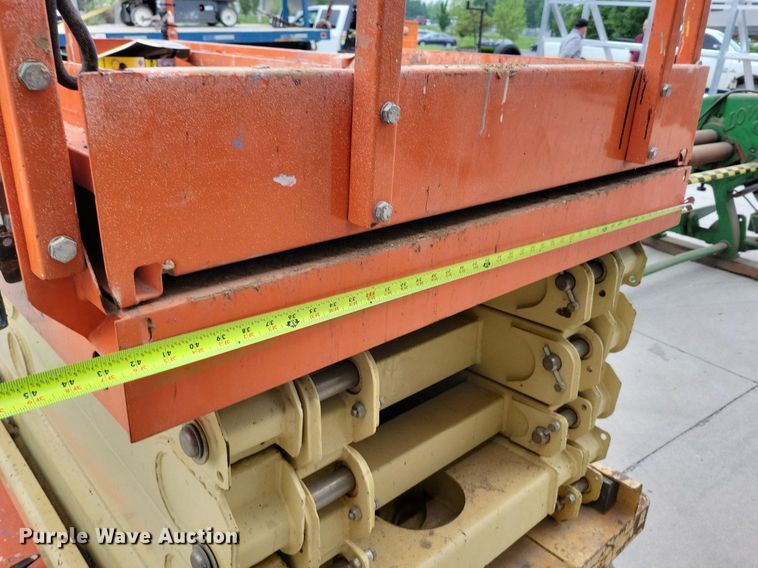 image for item DI3068 2014 JLG 3248RS scissor lift
