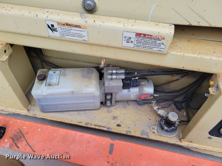 image for item DI3068 2014 JLG 3248RS scissor lift