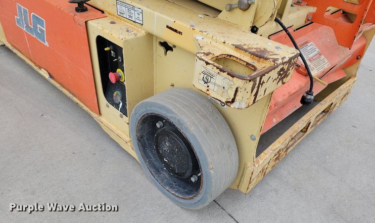 image for item DI3068 2014 JLG 3248RS scissor lift