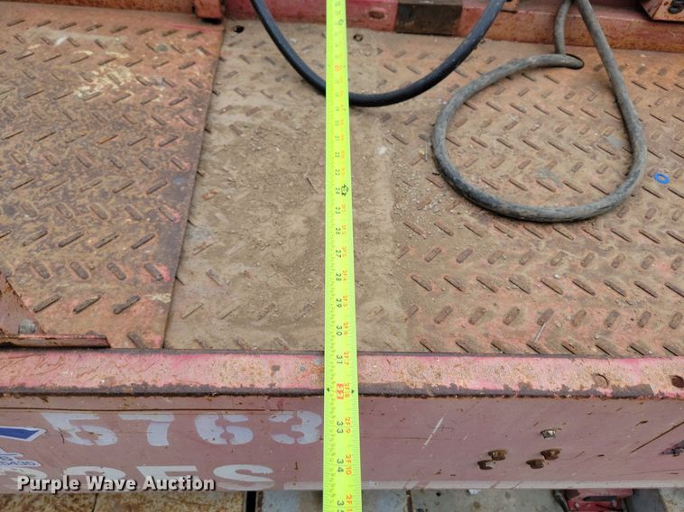 image for item DI3069 MEC 2033ES scissor lift