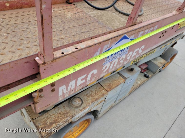 image for item DI3069 MEC 2033ES scissor lift