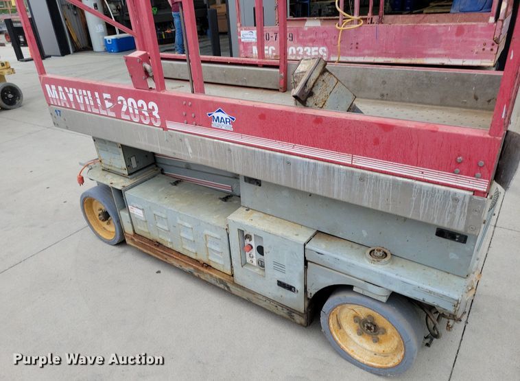 image for item DI3070 MEC 2033 scissor lift