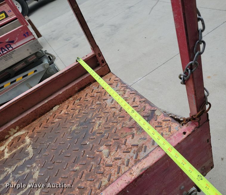 image for item DI3071 MEC 2033ES scissor lift