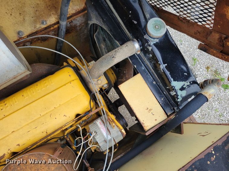 image for item DI3078 Ferguson 8-12ATON double drum roller