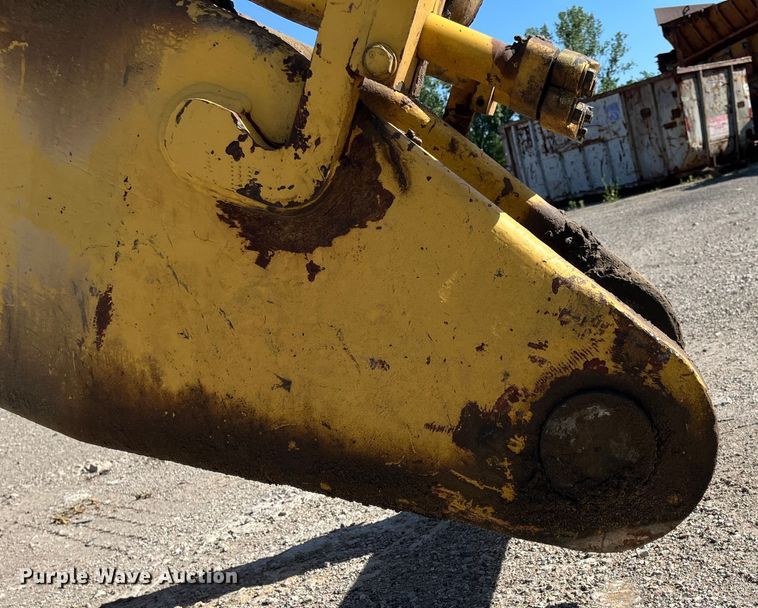 image for item DJ6239 2006 Komastu PC600LC-8 long reach excavator