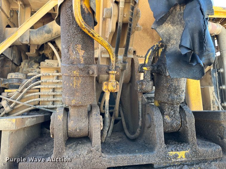 image for item DJ6239 2006 Komastu PC600LC-8 long reach excavator