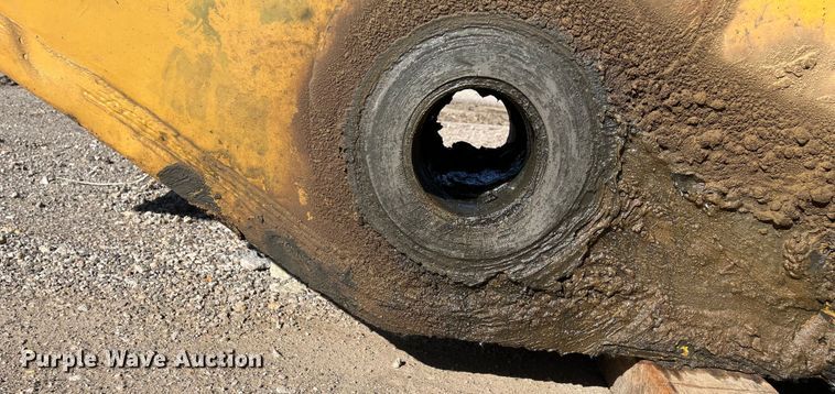 image for item DJ6239 2006 Komastu PC600LC-8 long reach excavator