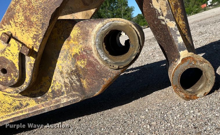 image for item DJ6239 2006 Komastu PC600LC-8 long reach excavator