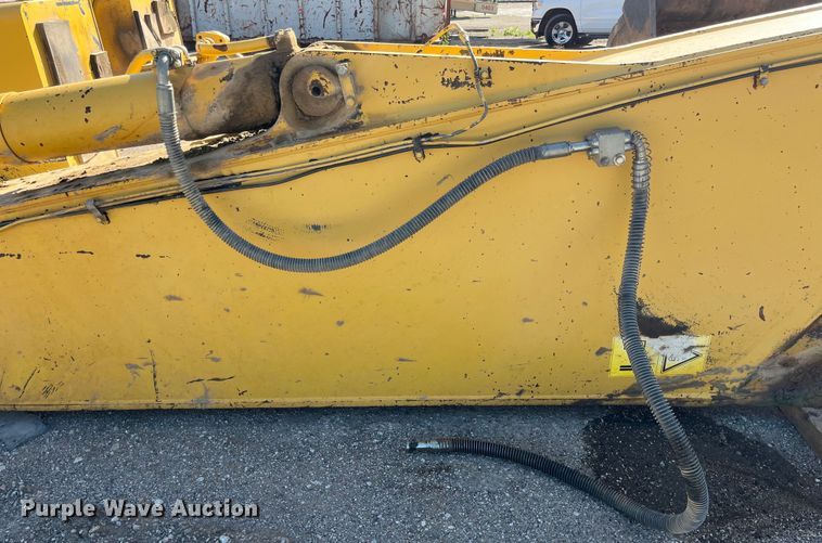 image for item DJ6239 2006 Komastu PC600LC-8 long reach excavator