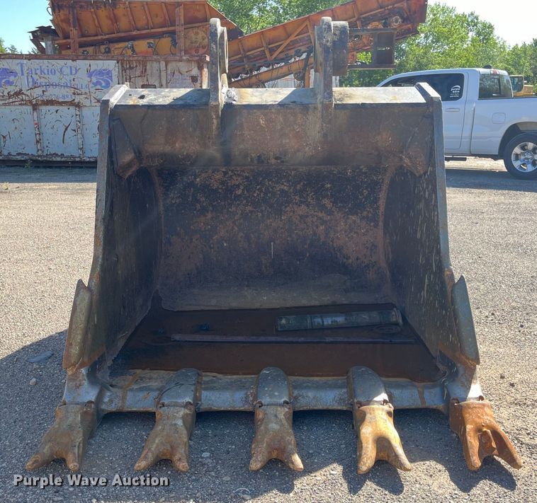 image for item DJ6239 2006 Komastu PC600LC-8 long reach excavator