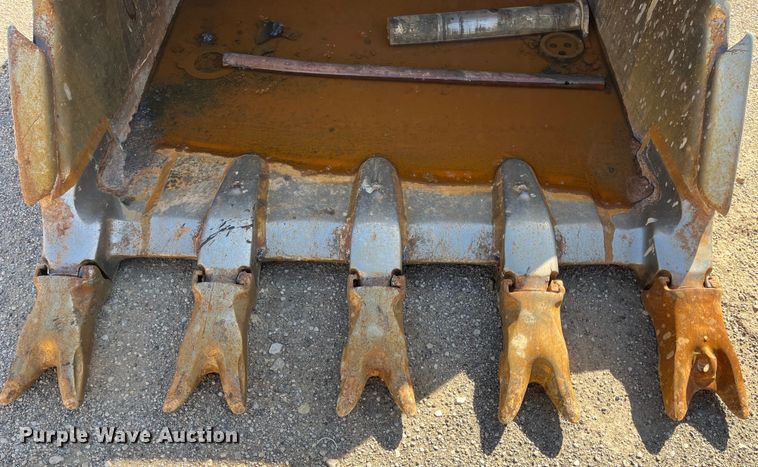 image for item DJ6239 2006 Komastu PC600LC-8 long reach excavator