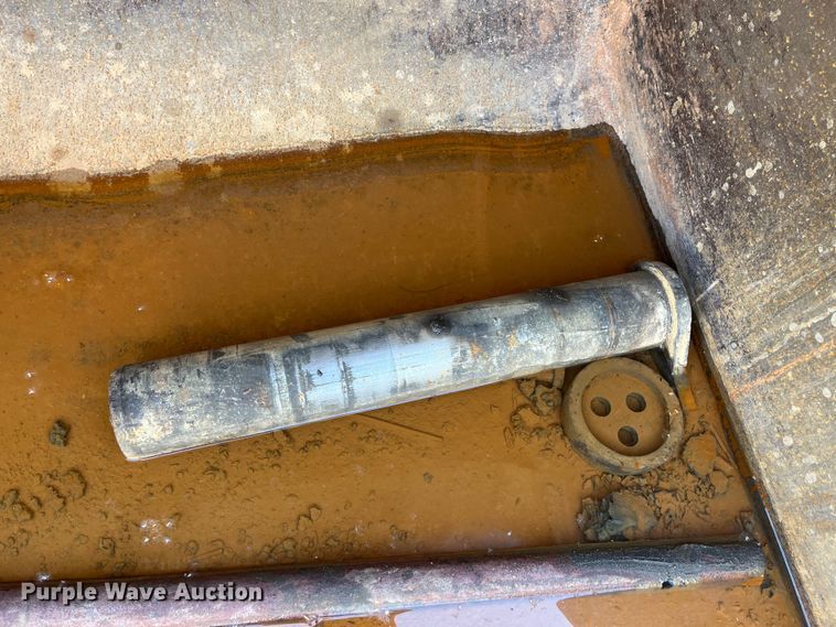 image for item DJ6239 2006 Komastu PC600LC-8 long reach excavator