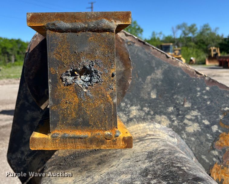 image for item DJ6239 2006 Komastu PC600LC-8 long reach excavator