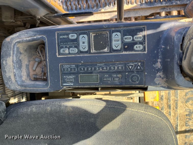 image for item DJ6239 2006 Komastu PC600LC-8 long reach excavator