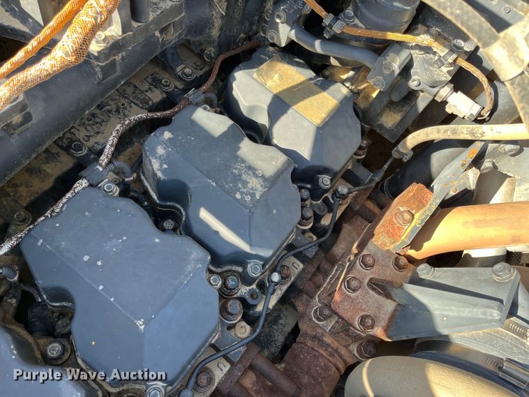 image for item DJ6239 2006 Komastu PC600LC-8 long reach excavator