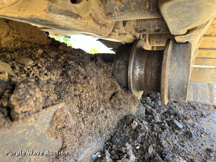 image for item DJ6239 2006 Komastu PC600LC-8 long reach excavator