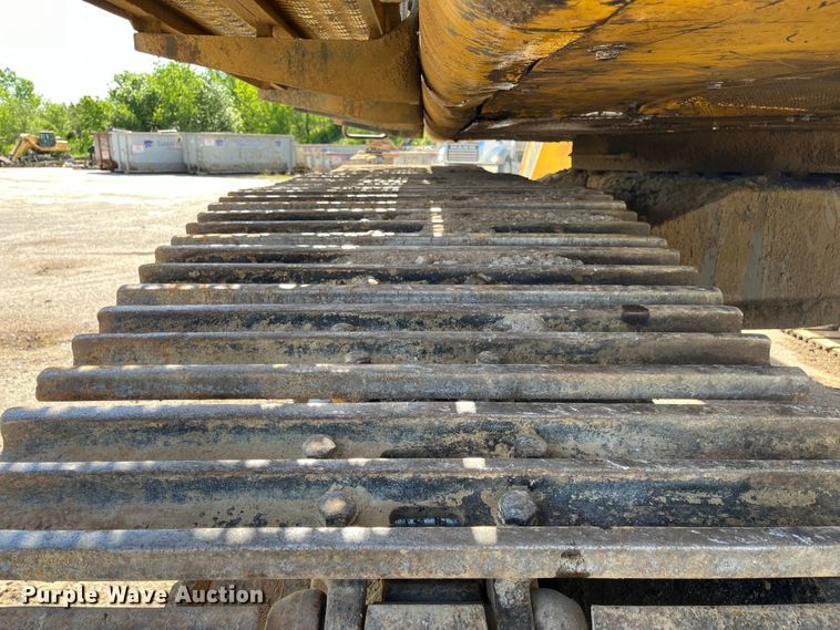 image for item DJ6239 2006 Komastu PC600LC-8 long reach excavator