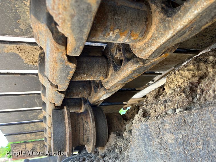 image for item DJ6239 2006 Komastu PC600LC-8 long reach excavator