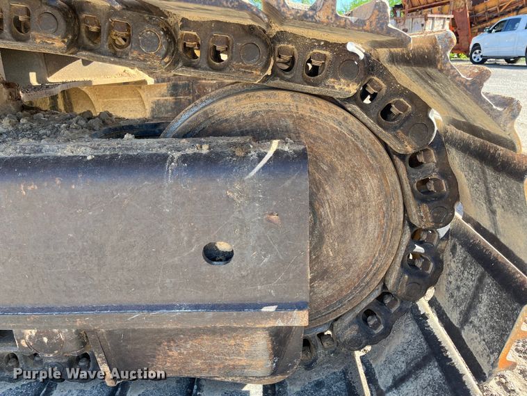 image for item DJ6239 2006 Komastu PC600LC-8 long reach excavator