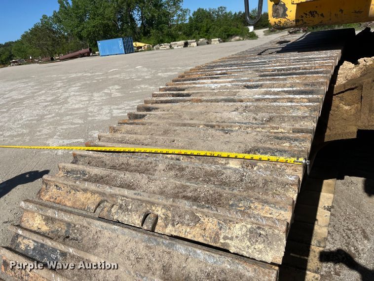 image for item DJ6239 2006 Komastu PC600LC-8 long reach excavator