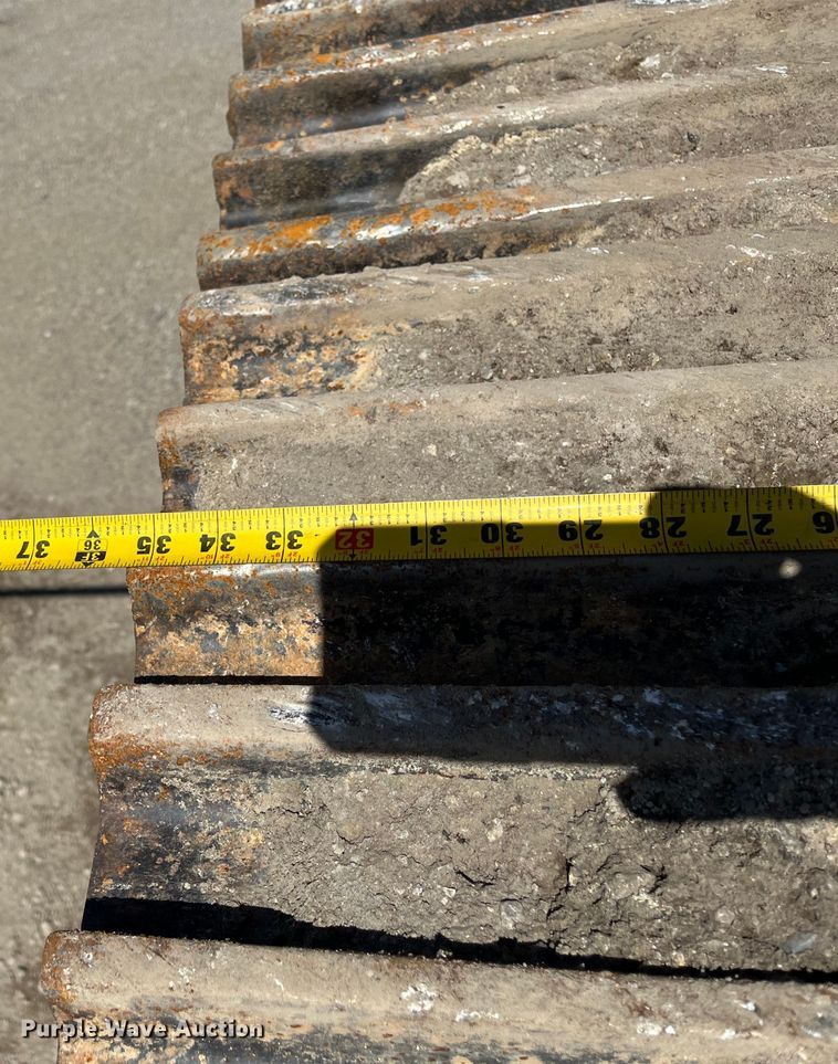 image for item DJ6239 2006 Komastu PC600LC-8 long reach excavator