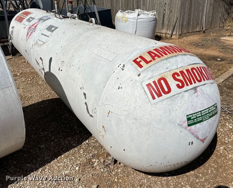 image for item DK6566 Propane tank