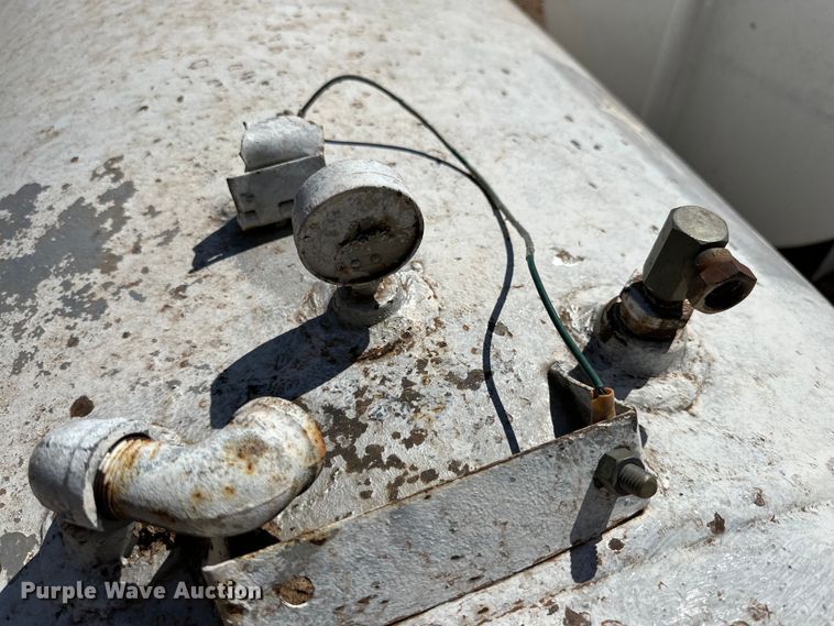 image for item DK6566 Propane tank