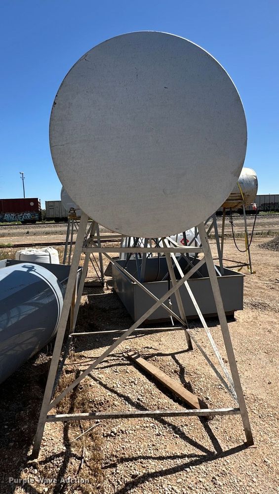 image for item DK6567 (2) steel fuel tanks