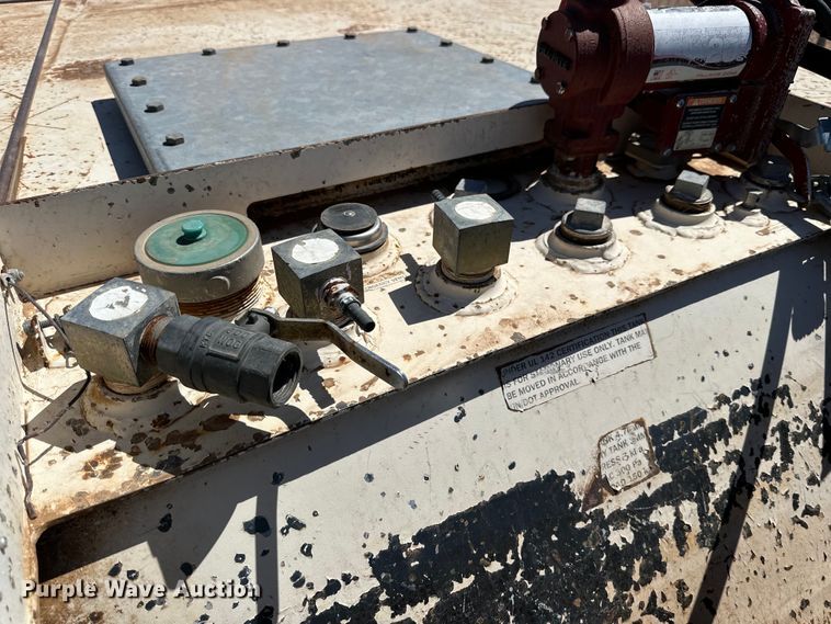 image for item DK6570 Fuel tank