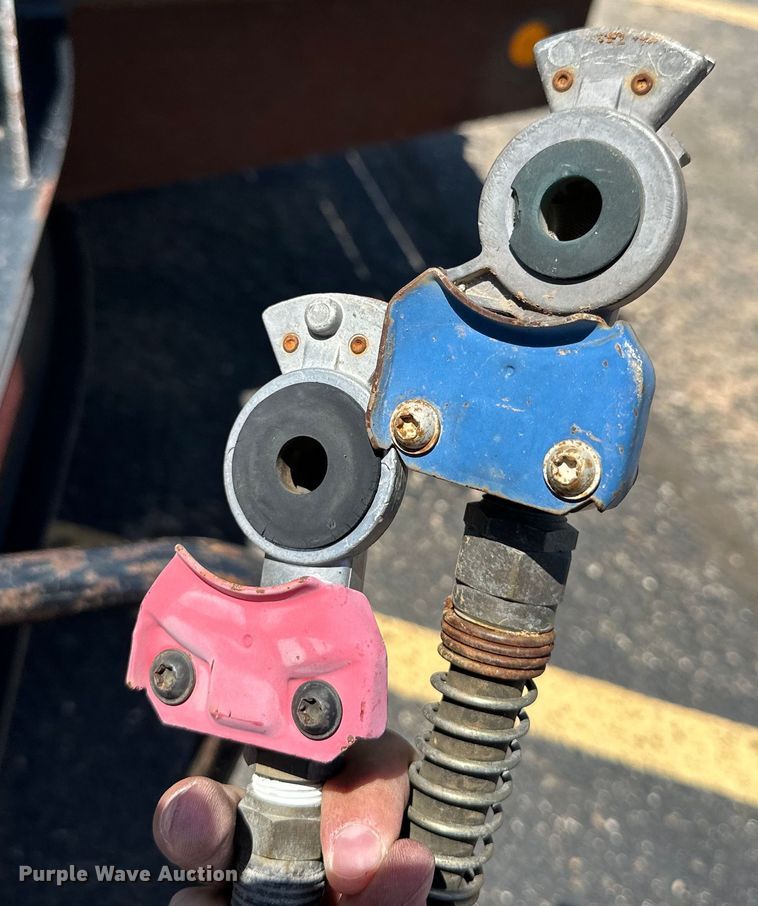 image for item DK6573 2016 Interstate  20DTA equipment trailer