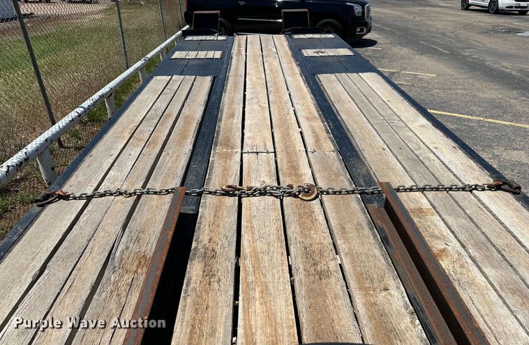 image for item DK6573 2016 Interstate  20DTA equipment trailer
